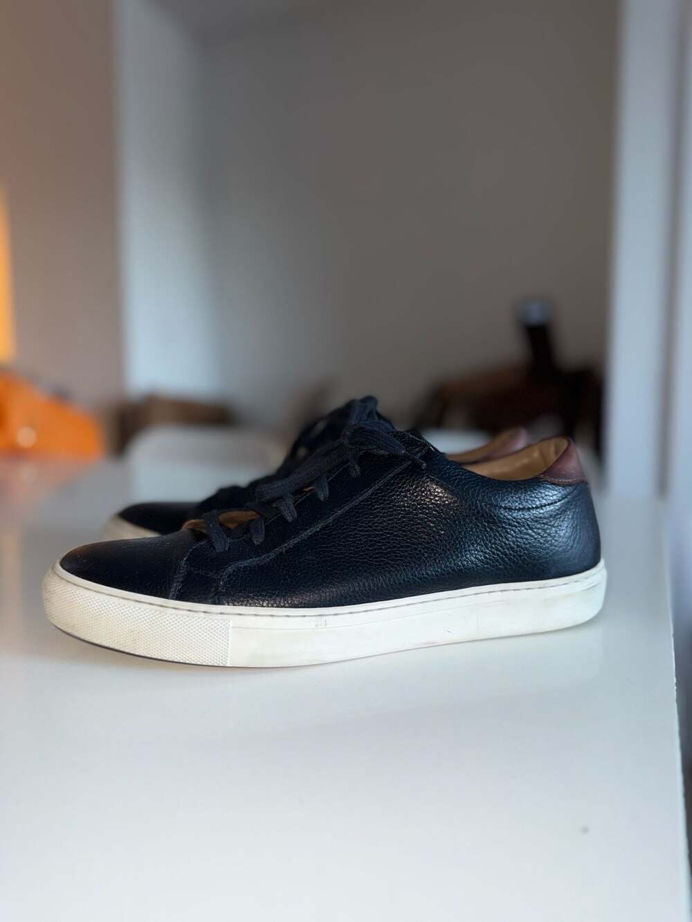To Boot New York Devin Leather Sneakers Size 11